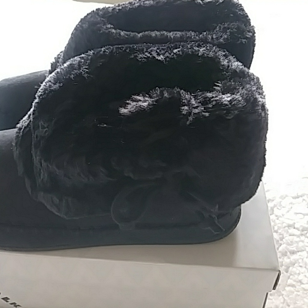 Boots - Picture 5 of 6